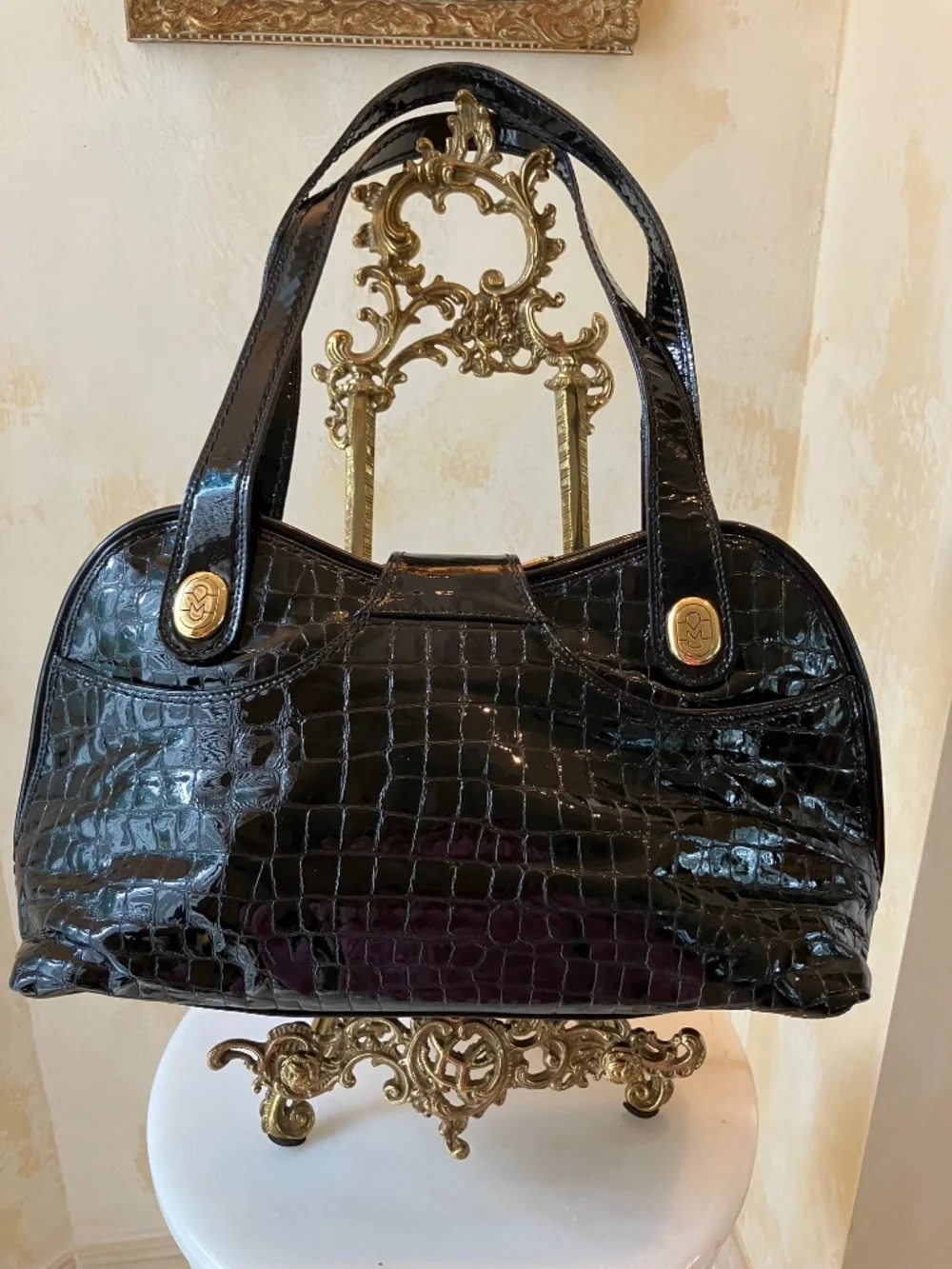 MARINO ORLANDI ITALIAN BLACK PATENT LEATHER CROC EMBOSSED HANDBAG